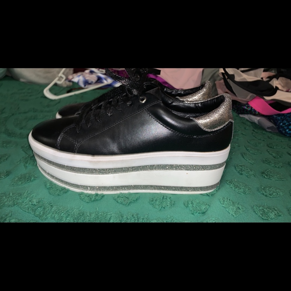 Platform shoes